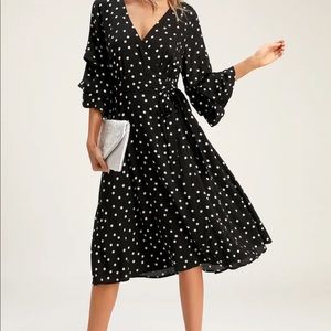NWT LULU’s Polka Dot Wrap Tea Midi Dress